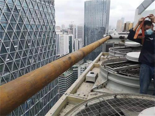 玻璃鋼冷卻塔是怎樣安全放水的(玻璃鋼冷卻塔怎么降